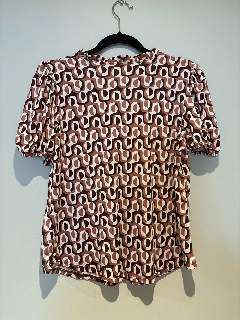 Kim & Cami Brown and Cream Geometric V-Neck Blouse - Picture 8 of 8